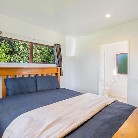 Cottage On Rutherford - Waikanae Holiday Home Buitenkant foto