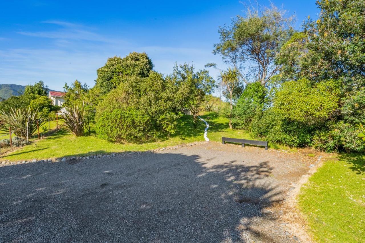 Cottage On Rutherford - Waikanae Holiday Home Buitenkant foto